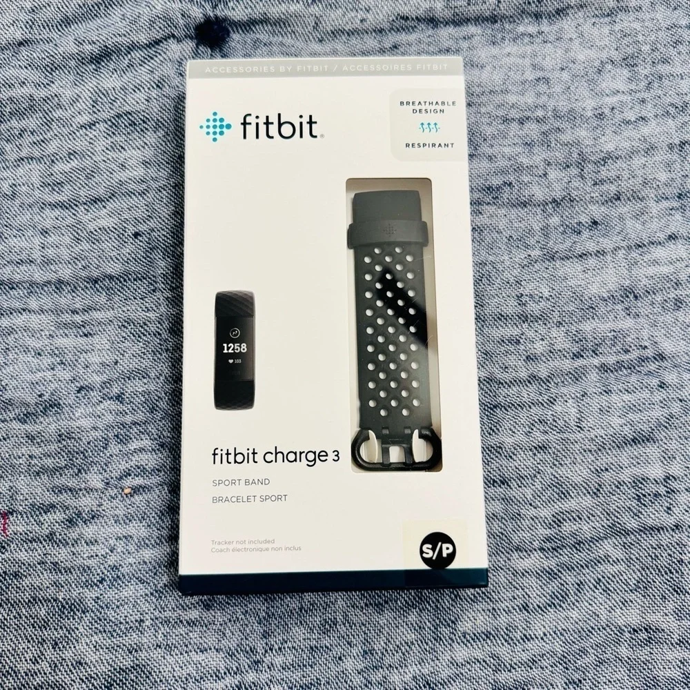 NWT! Fitbit Charge 3 Sportband Sport Bracelet Size S